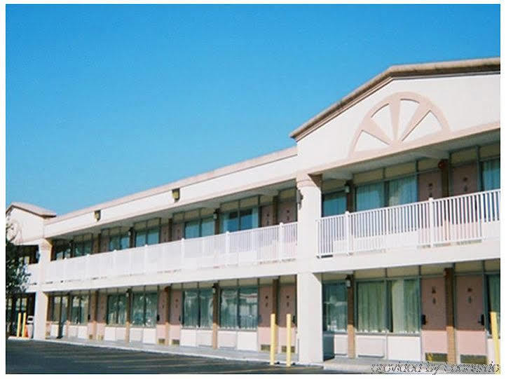 Red Carpet Inn And Suites Scranton Extérieur photo